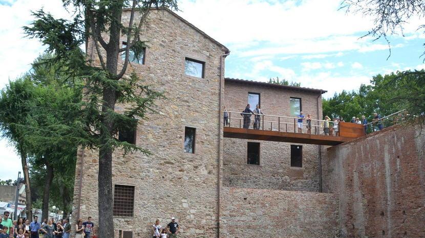 La Casa del Boia accoglie turisti e lucchesi