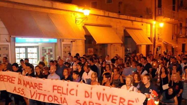 Una fiaccolata in città per Antonietta Romeo