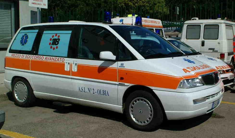 Rotte le due ambulanze del 118 