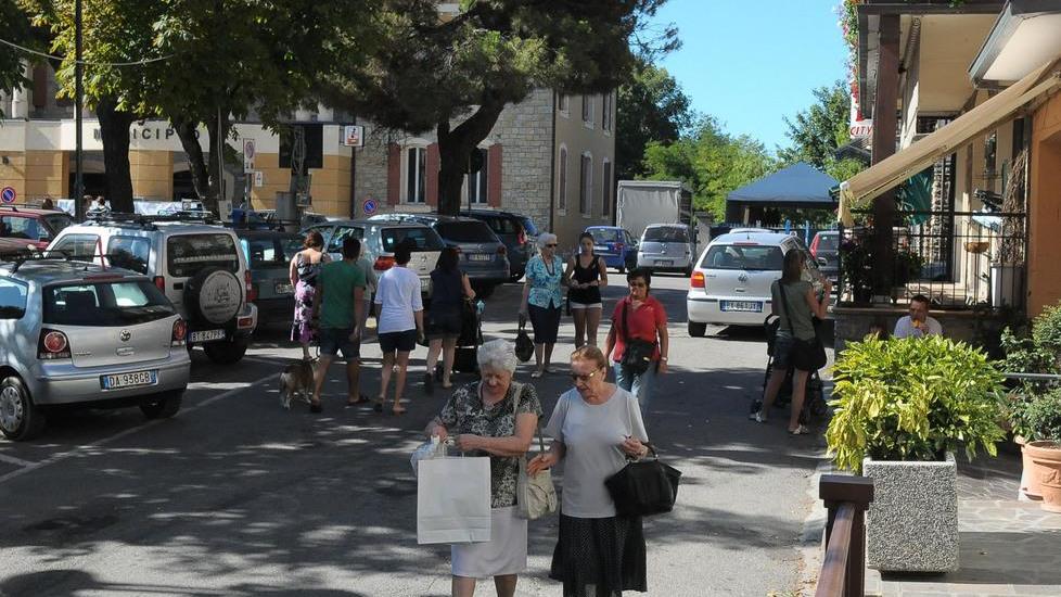 «Fondi per Iat, totem e sentieri»