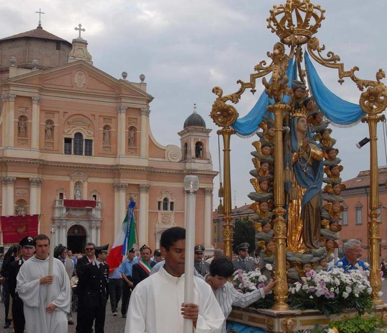 Processione e preghiere per i perseguitati