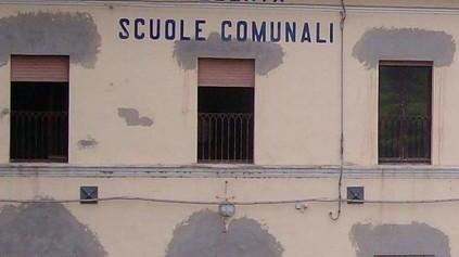 «Niente fuochi, aiuti alla scuola»