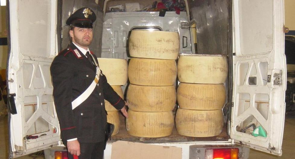 Truffa al caseificio, denunciati 