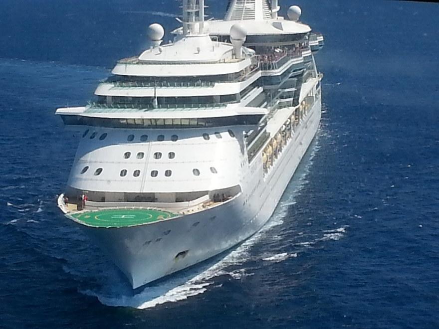 Colpita da ictus su una nave da crociera, turista soccorsa in elicottero 