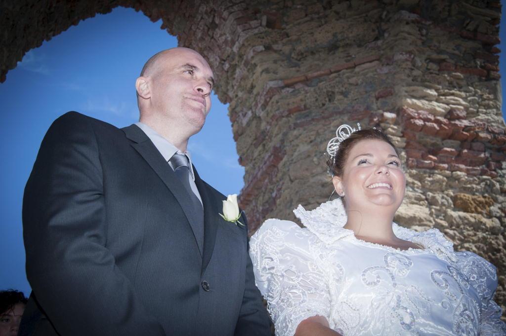 Per Luca e Elena l'altare del sì è la Torre della Meloria 