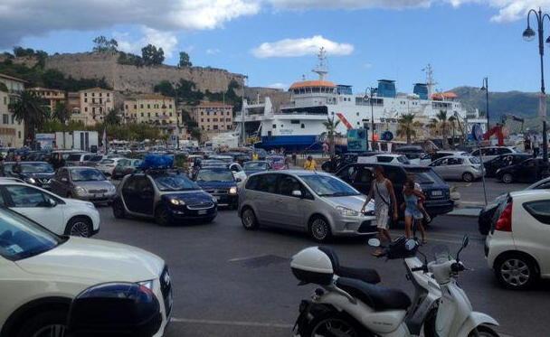 Porto, giornata da record con 56mila passaggi 