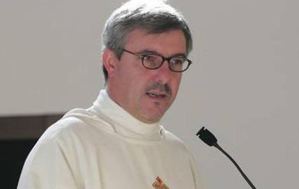 Se il parroco prega per la coppia gay 