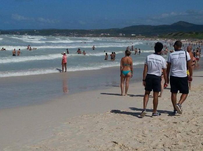 Spiagge Bianche, turisti indisciplinati 