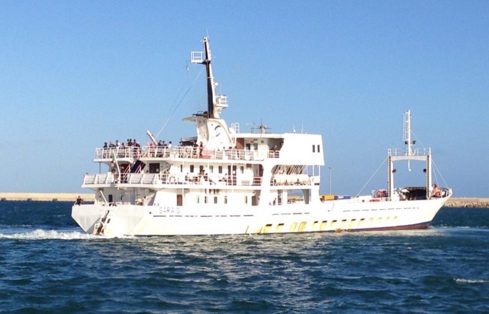 Ferragosto sereno tra gite, ristoranti e musica nella baia 