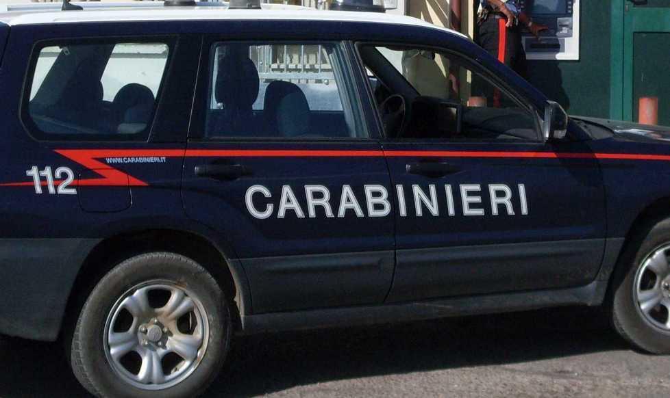 Truffa della benzina, denunciati gestori di un rifornitore