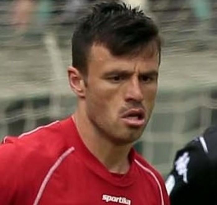 In arrivo memushaj