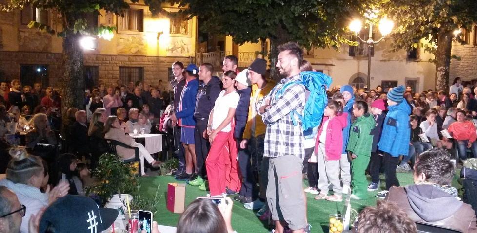 Un successo la sfilata in centro 
