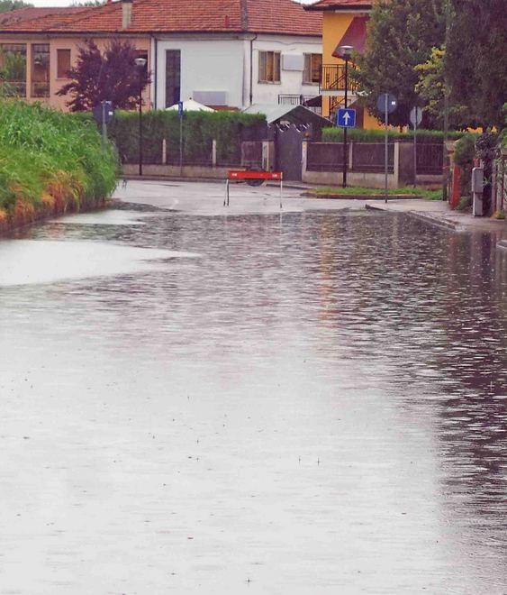 Tanti interventi dei vigili del fuoco