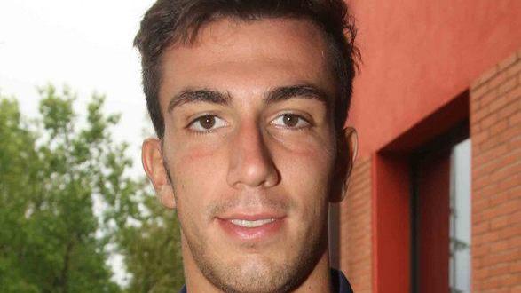 Marcello Possenti a Pordenone Cossentino sfoglia la margherita