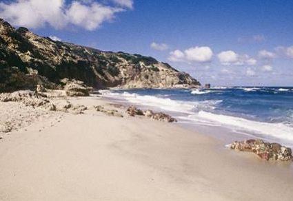 Porto Paglia, la bellezza selvaggia della costa nel golfo di Gonnesa 