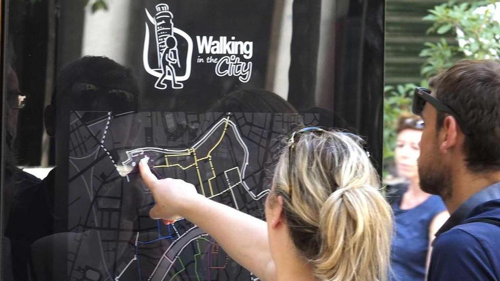 Totem per i turisti, il Comune chiede conto alle ditte