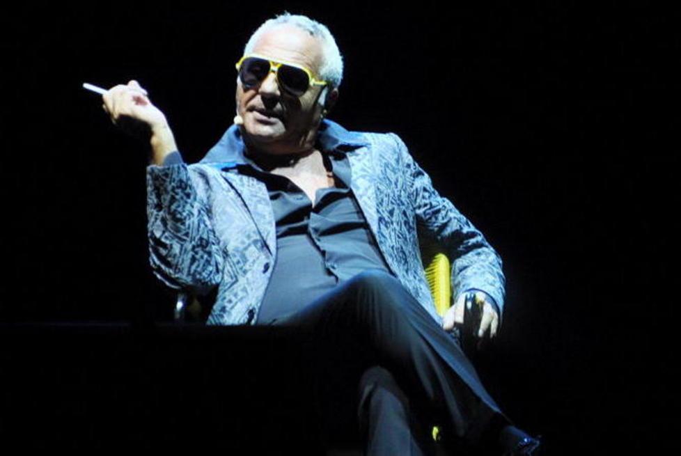 Posti in piedi per lo show di Giorgio Panariello