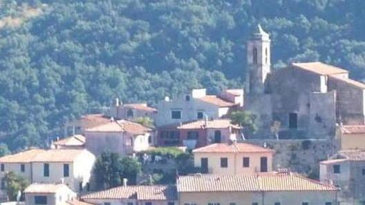 Atti vandalici nel centro di Poggio