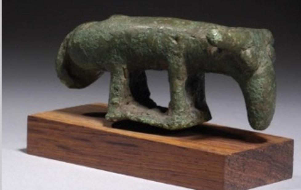 L’assalto a bronzetti e piante autoctone 