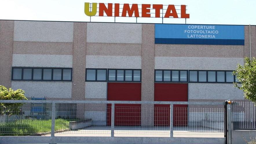 I carabinieri mettono in fuga i ladri