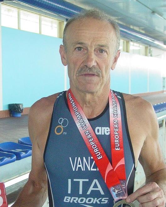 Triathlon: Vanzi bronzo europeo nell’Iron Man per atleti over 