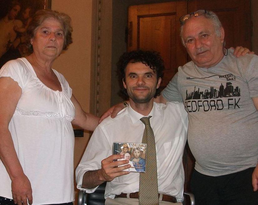 Successo per la canzone "A Papa Francesco" registrata a Pieve a Nievole 