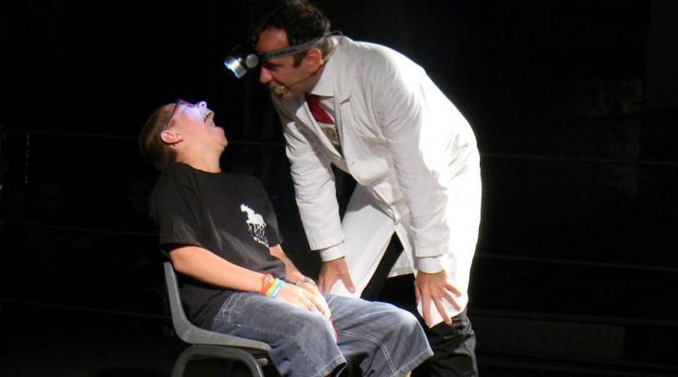 “Notte argento” con il teatro e la gastronomia