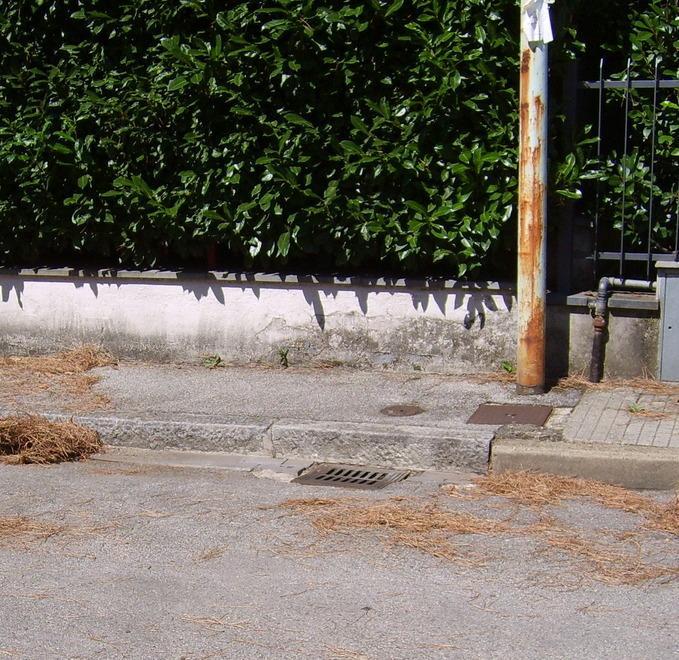 «La pulizia delle caditoie non è fatta a regola d’arte»
