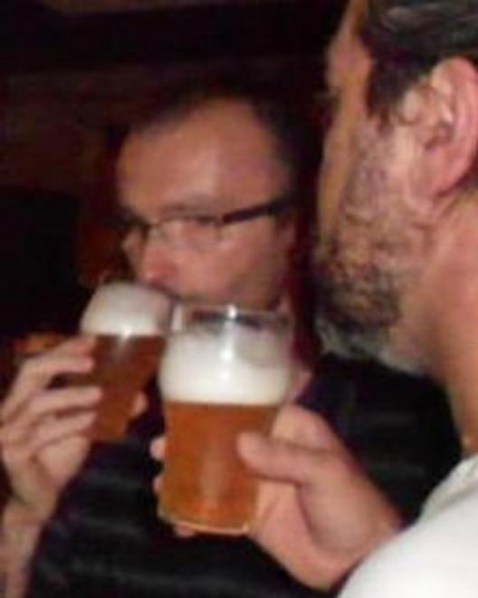 Gran buffet marathon hamburger Sarà una serata a tutta... birra 