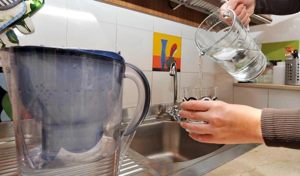 Acqua, ecco i contributi per pagare le bollette 