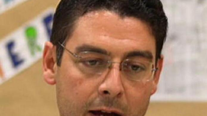 «Badano solo a spartirsi il potere»