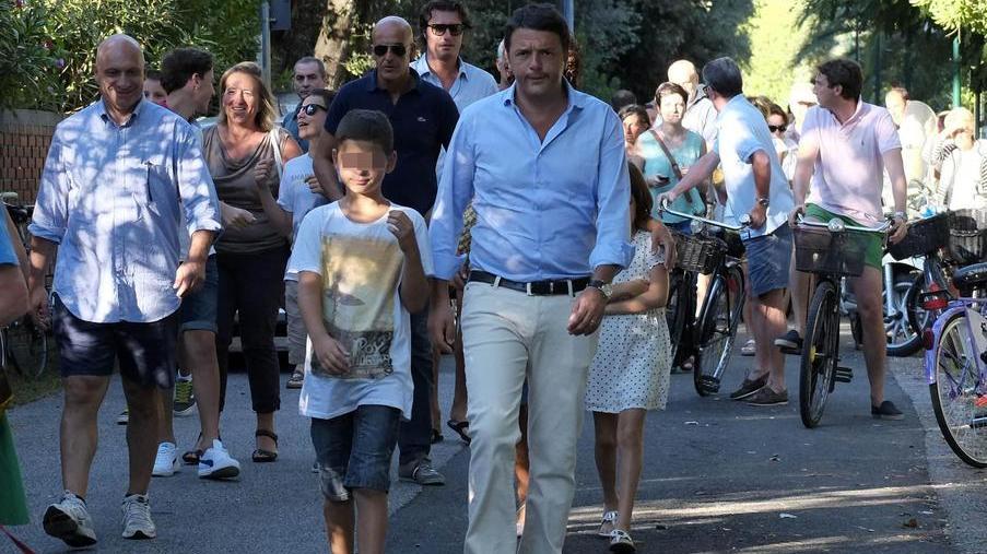 Le vacanze di Renzi? «Uno spot da 5 milioni»