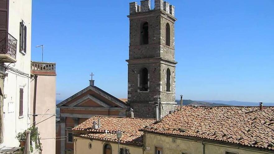 Niente campane la notte, ma il paese reclama: le rivogliamo