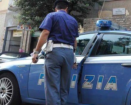 Tenta di rubare in due negozi, ma viene scoperto e denunciato 