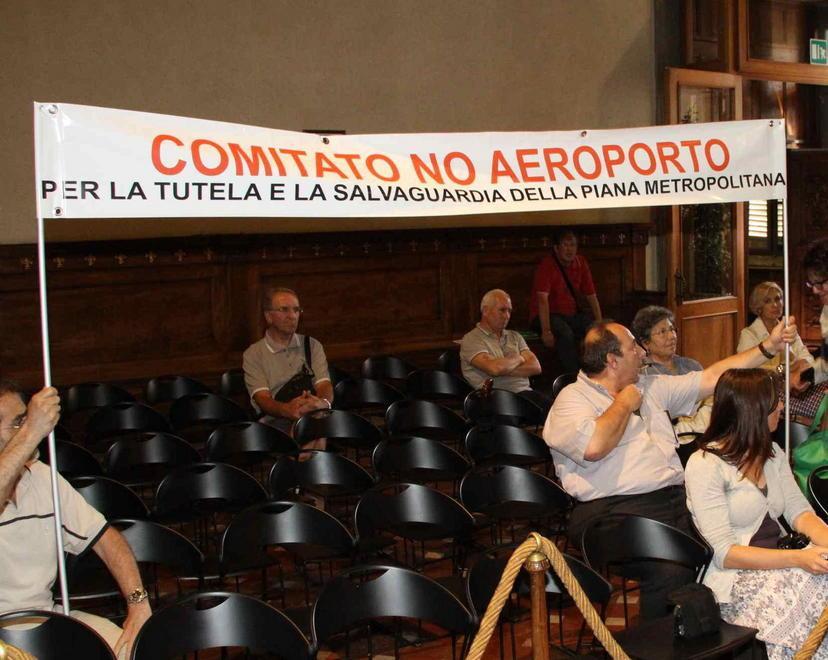 Voli a bassa quota, l’Enac smentisce rispondendo al sindaco 