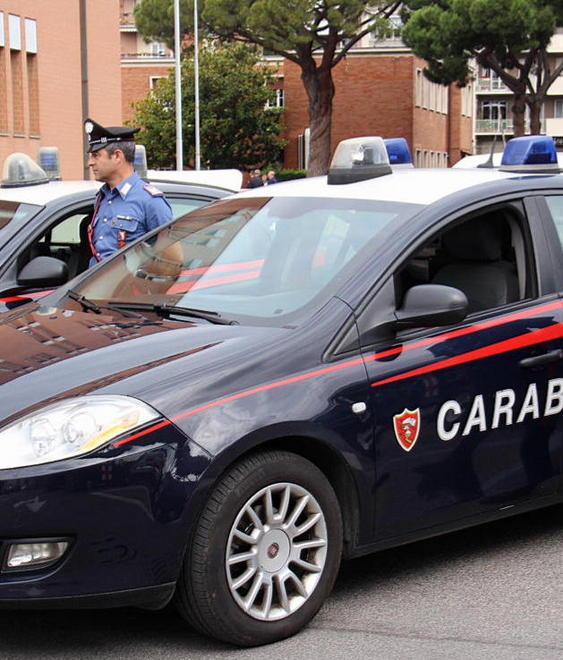 Porta via una bicicletta ma viene preso dai carabinieri