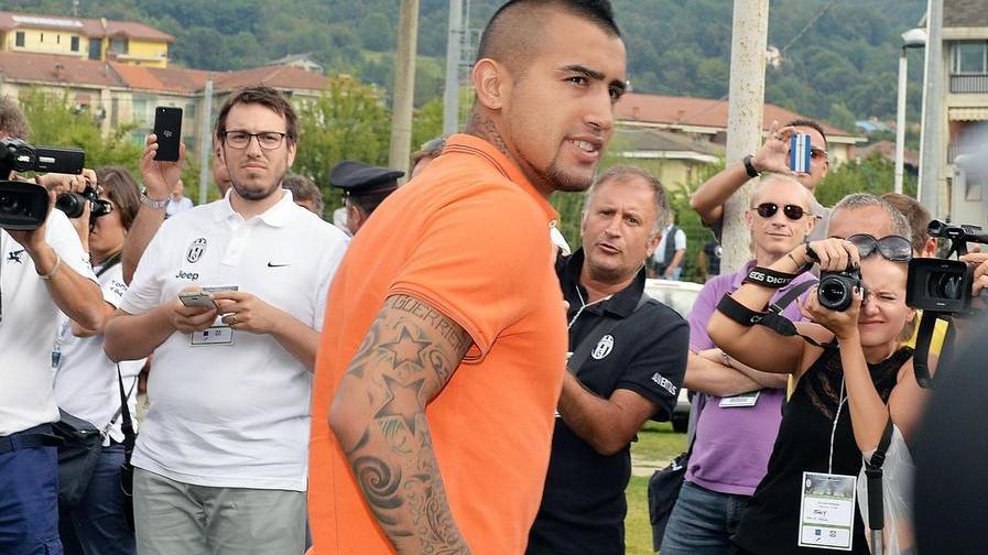 La Juventus blinda Vidal e punta a Pastore o Lavezzi