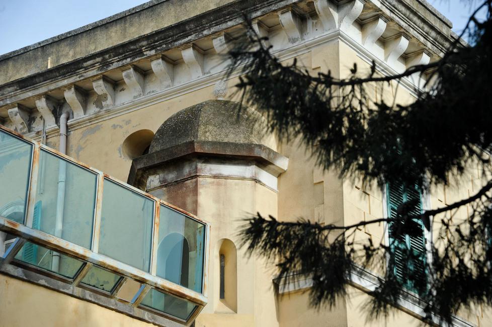 Si prepara per evadere dal carcere: scoperto dagli agenti 