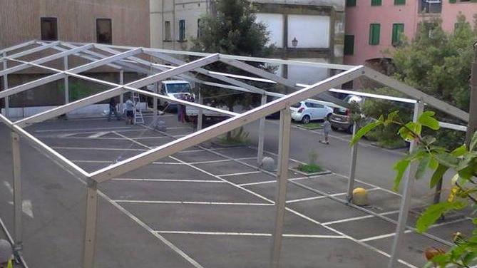 «Lo stand degli Spensierati toglie parcheggi»