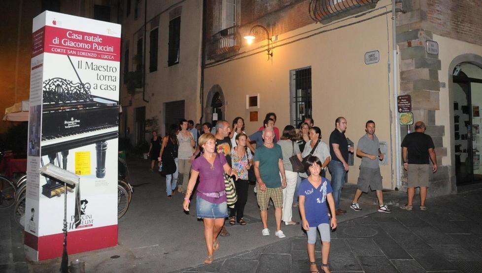 Colombini prende in affitto il piano sotto la casa di Puccini 