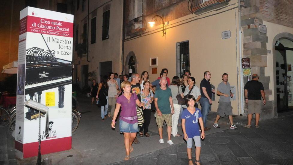Colombini prende in affitto il piano sotto la casa di Puccini