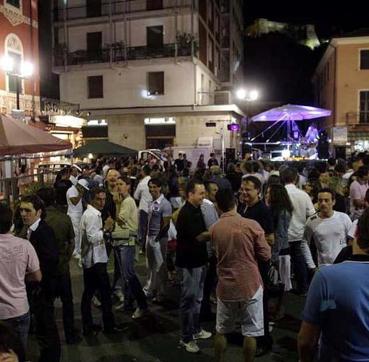 Si allarga la zona blu per meglio ospitare la Notte Bianca 