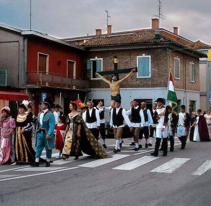 La Sagra del Crocifisso al via con la grande maccheronata 