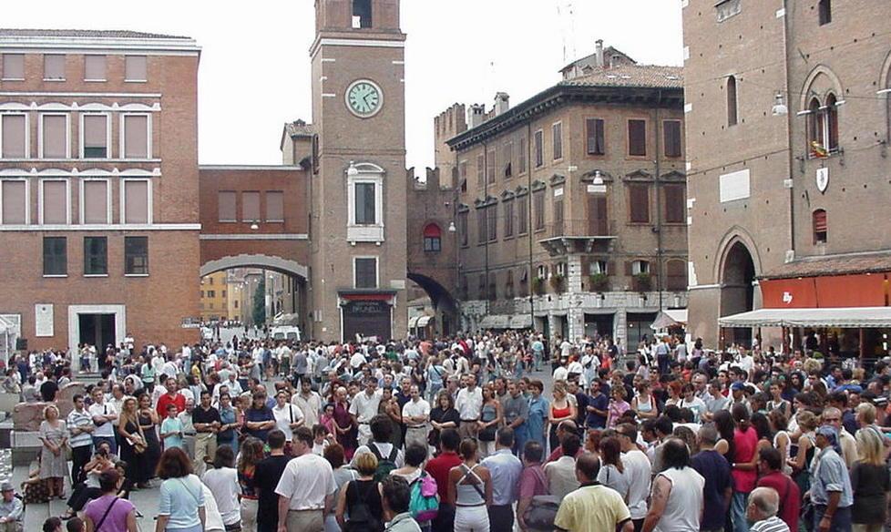 Hera: pulizie straordinarie per il festival