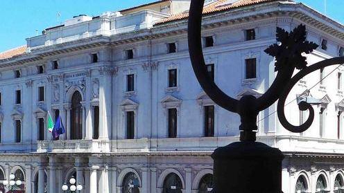 Il listino all’ingrosso per rotoballe ed erba medica