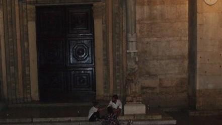 «Non servono barriere, solo più cestini»