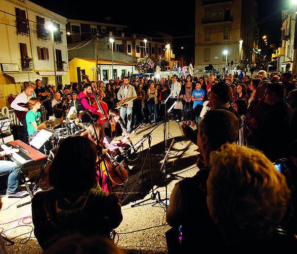 Musica senza vincoli: a lezione di jazz da Roberto Cipelli 