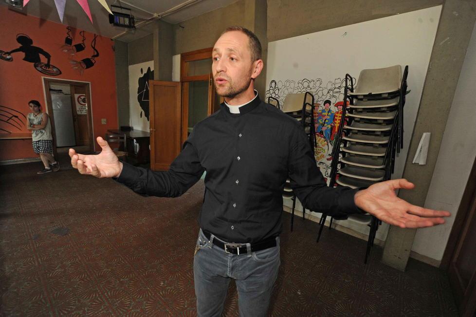 Don Carmignani, il Centro giovani vada a San Bartolomeo 