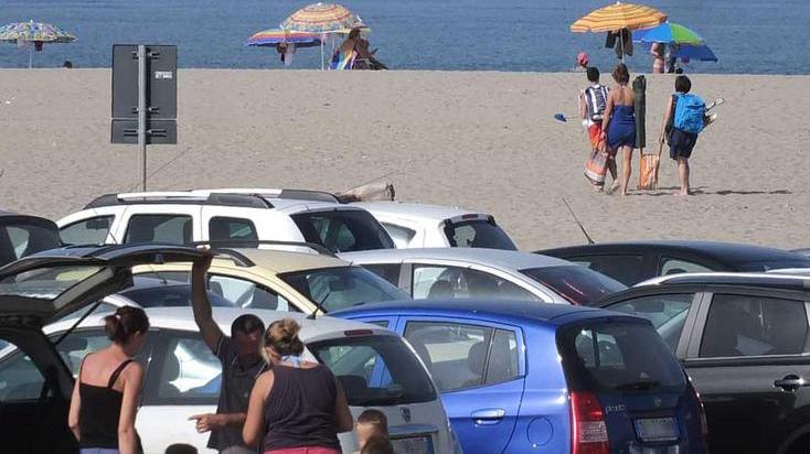 Telecamere sui parcheggi a Marina di Vecchiano