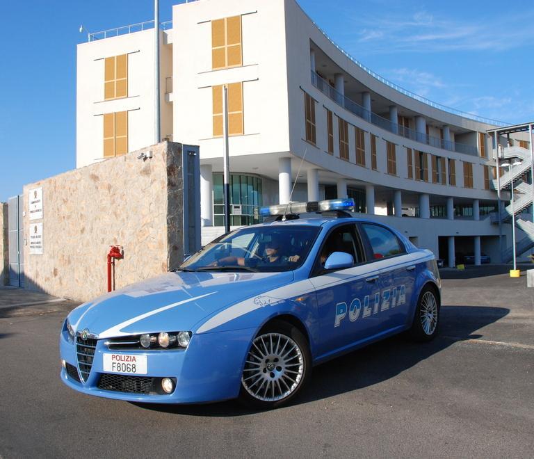 Nascondeva tritolo in casa: arrestato 